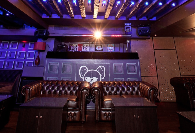 Toy Room Dubai Bottle Service and VIP Table Booking I Club Bookers
