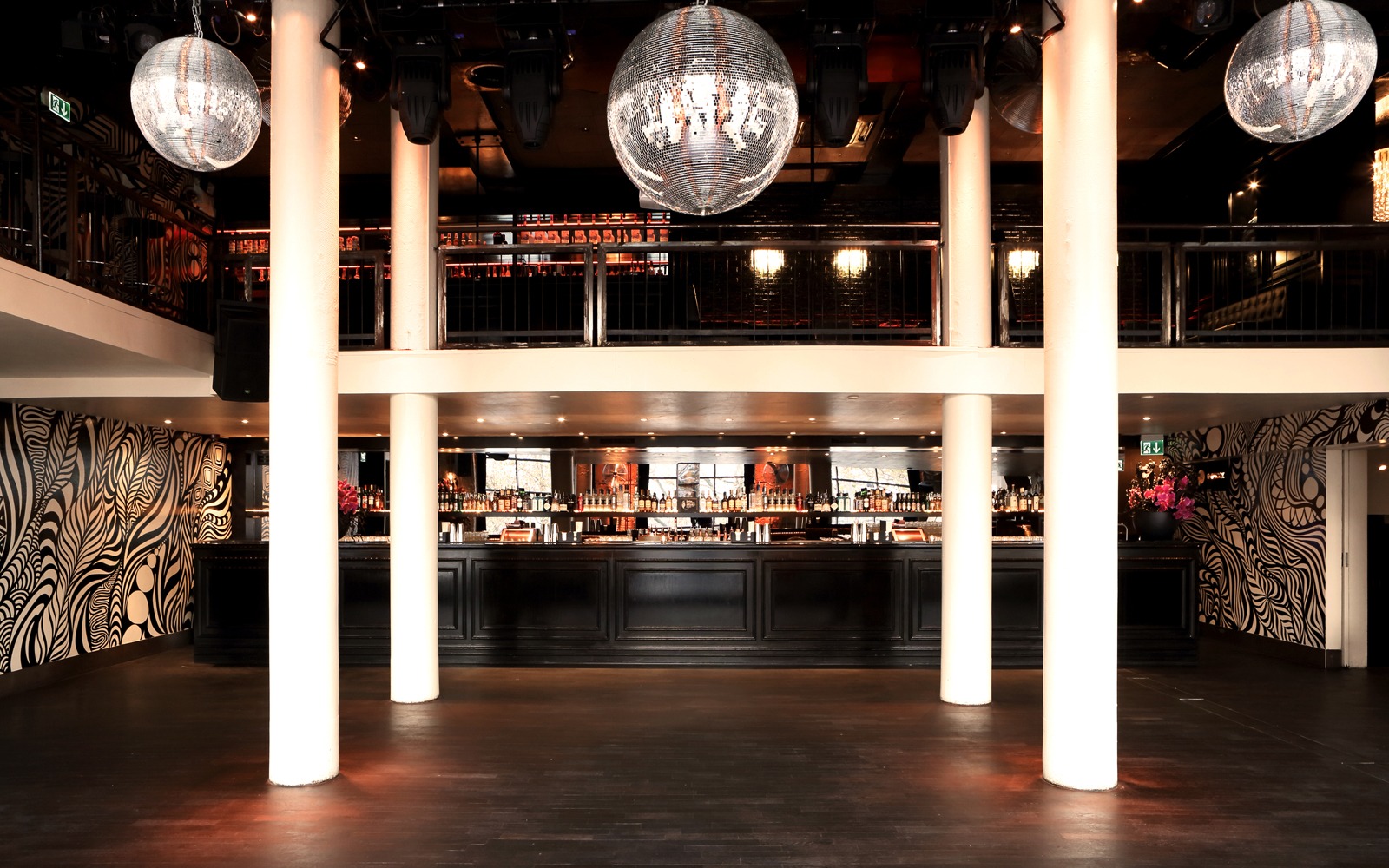 Mascotte Zurich Bottle Service and VIP Table Booking Club Bookers